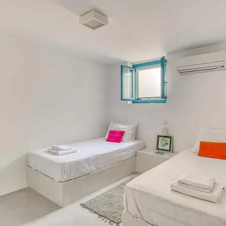 G&k Blue House On Agia Anargyroi Beach,