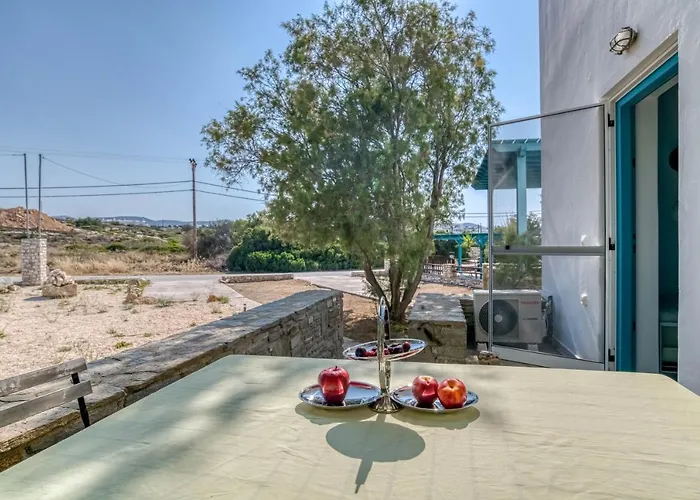 Nyaraló G&k Blue House On Agia Anargyroi Beach, Náusza